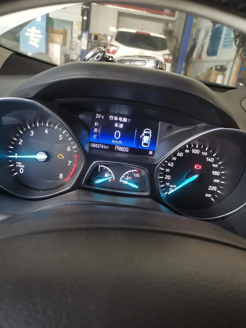 15年福特翼搏(15年福特翼搏没有水温显示)