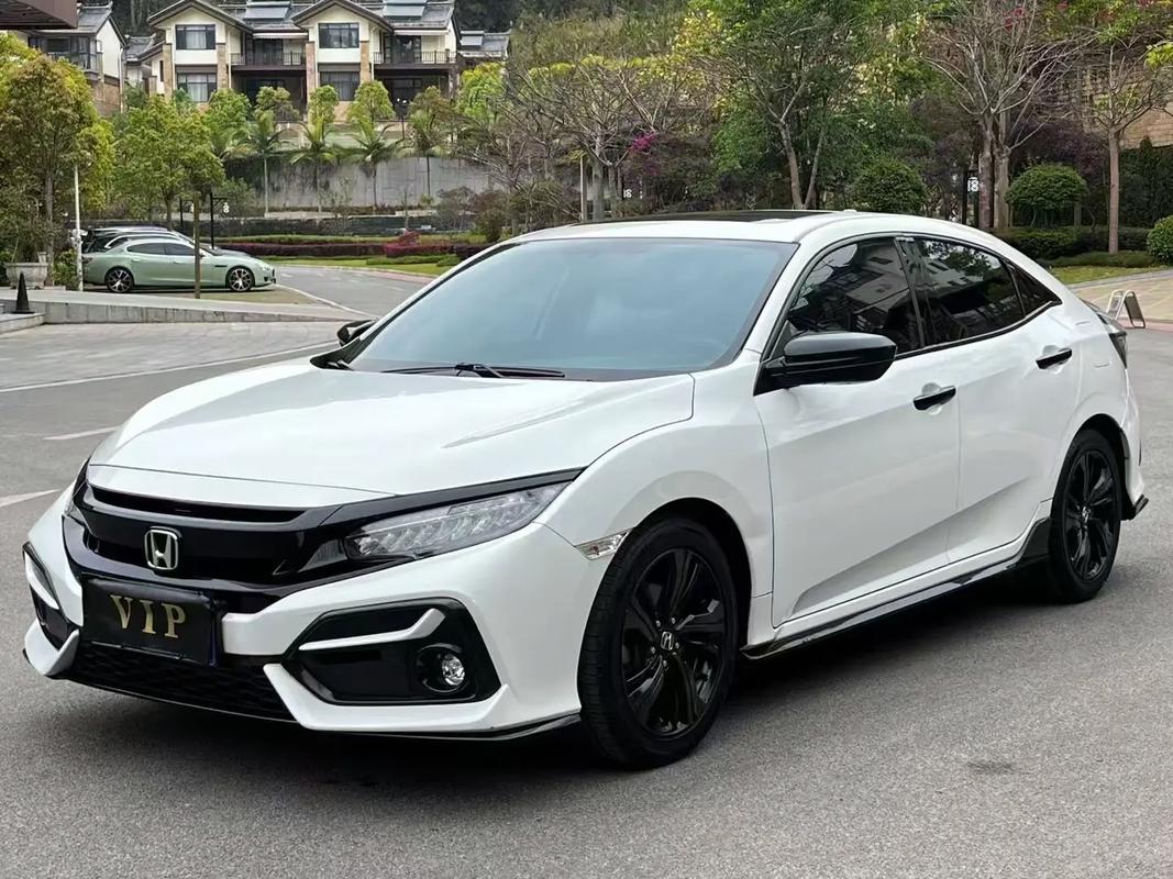 本田思域2021款三厢图片/本田思域2021款三厢图片及价格