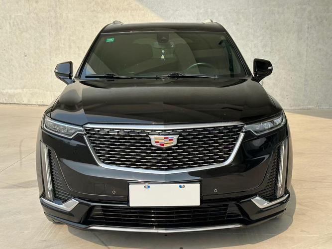 凯迪拉克六座图片(凯迪拉克suv6座)