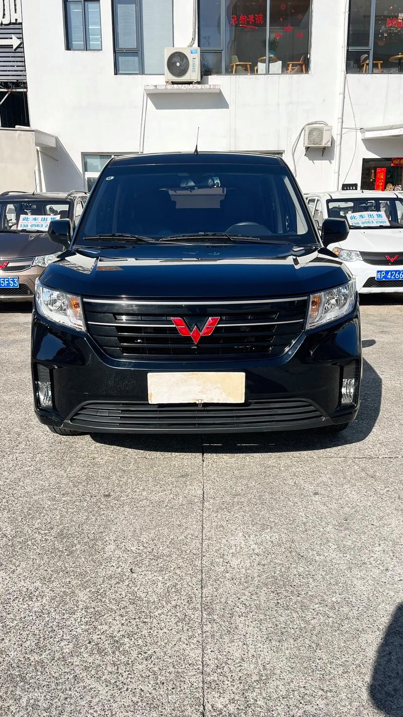 【五菱宏光plus试驾视频,五菱宏光plus山路试驾视频】