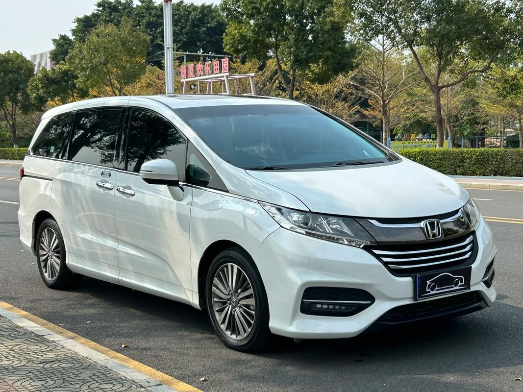 本田奥德赛商务车7座报价2020款,本田奥德赛商务车7座报价2020款内饰