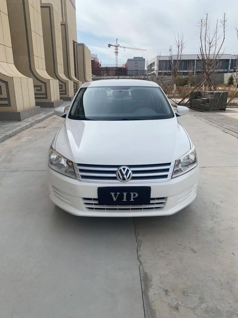 雪铁龙和桑塔纳哪个好(新雪铁龙和新桑塔纳)